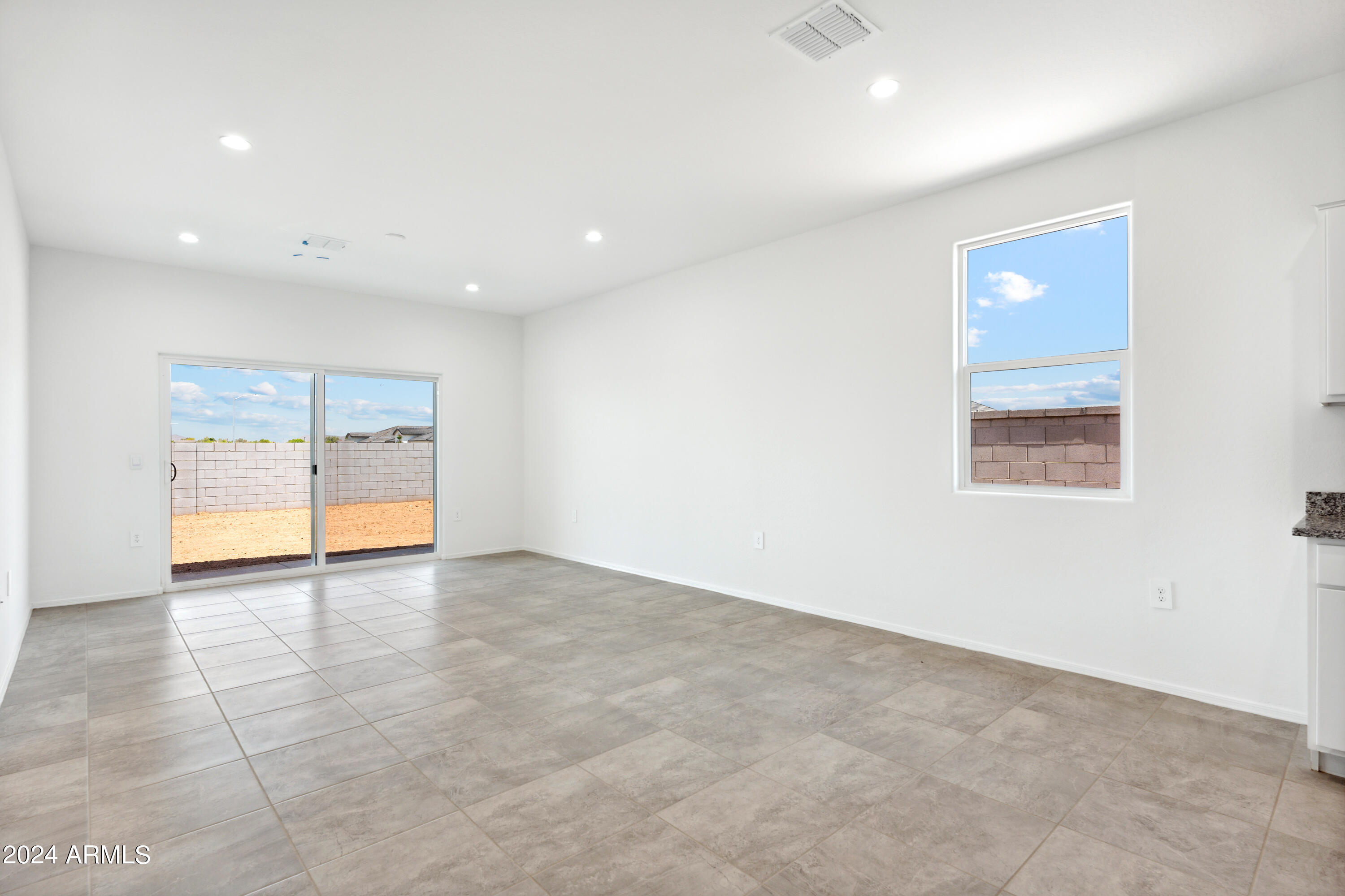 1685 West Spaulding Avenue Apache Junction, AZ 85120 - Photo 12 of 31 A7N00218