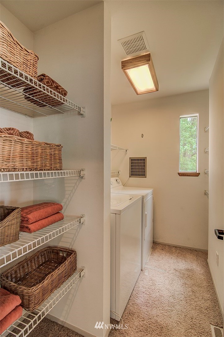 5221 Southwest Jacobsen Road Seattle, WA 98116 - Photo 16 of 25 Gallery Image 16