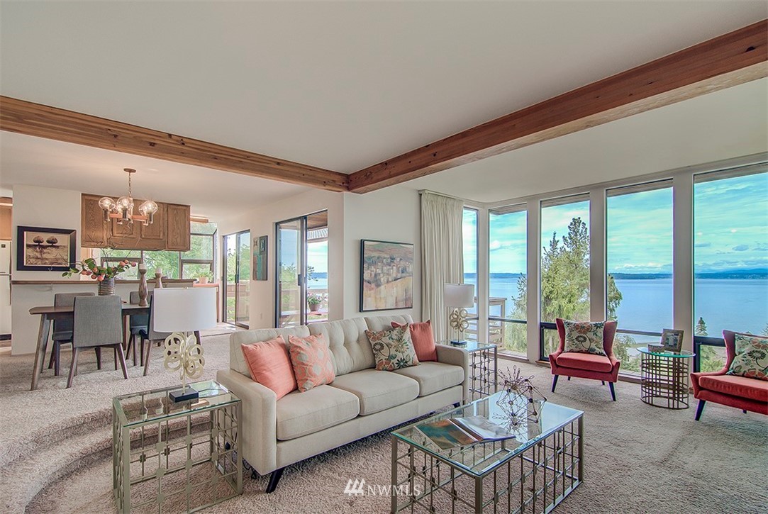 5221 Southwest Jacobsen Road Seattle, WA 98116 - Photo 9 of 25 Gallery Image 9