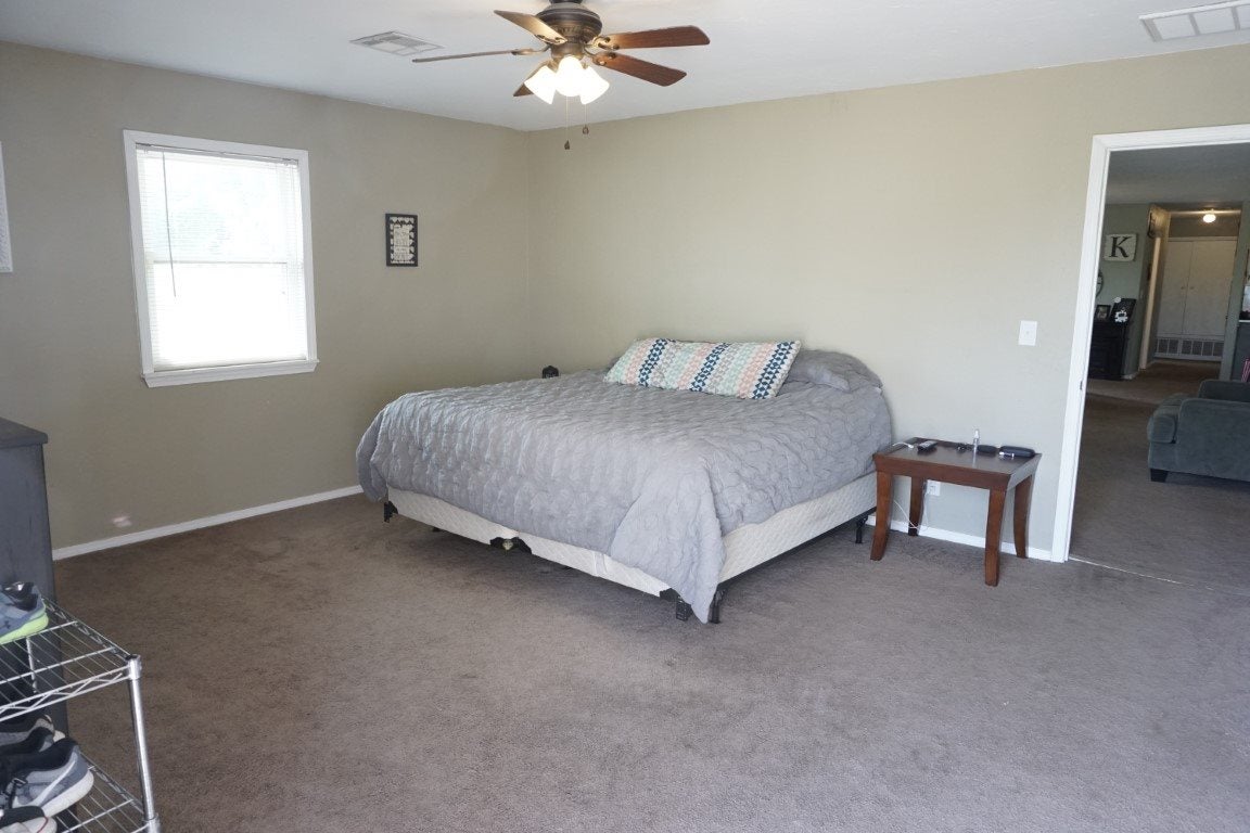 131 Cedar Street Perry, OK 73077 - Photo 9 of 27 Gallery Image 9