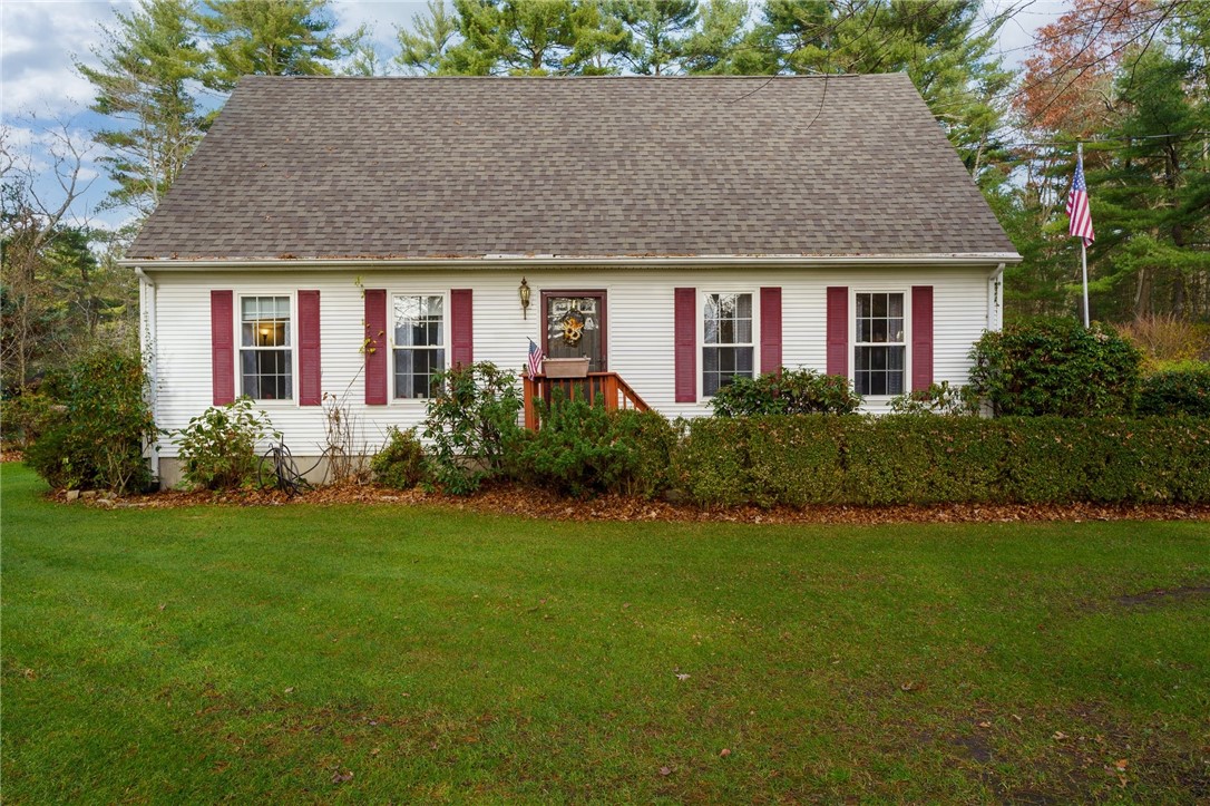 247 Whitehead Road Coventry, RI 02816 - Photo 3 of 48