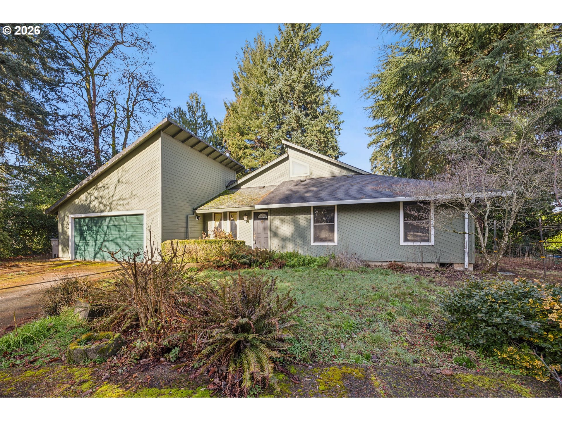 10455 Southwest Grant Court Portland, OR 97223 - Photo 5 of 41