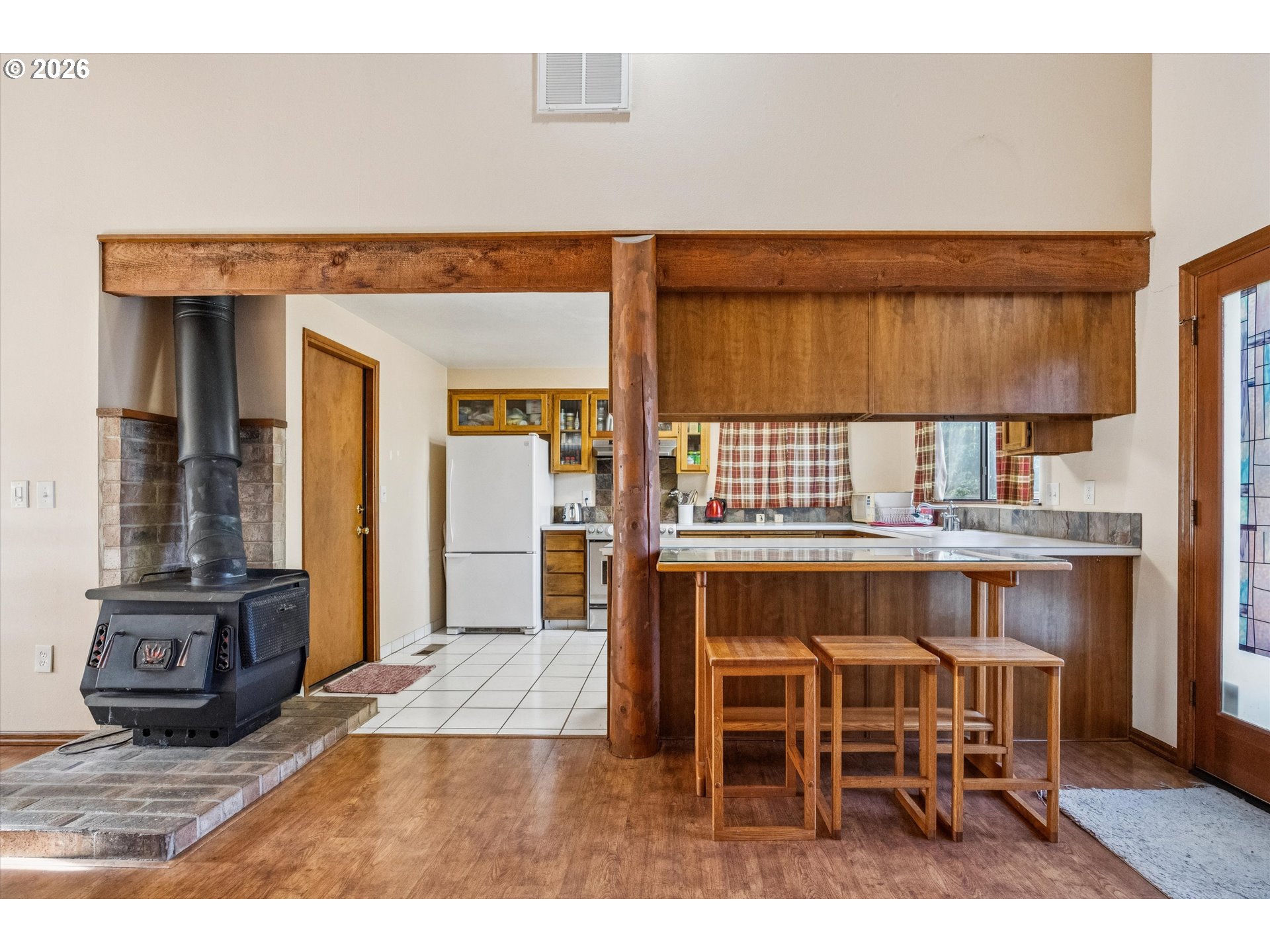 10455 Southwest Grant Court Portland, OR 97223 - Photo 7 of 41