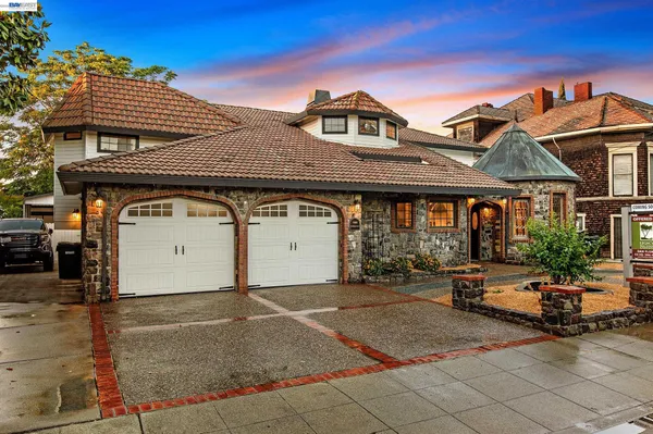 $1,898,000 | 1932 College Avenue, Livermore, CA 94550