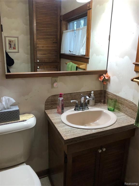 4784 Sutton Road Dryden, MI 48428 - Photo 21 of 69