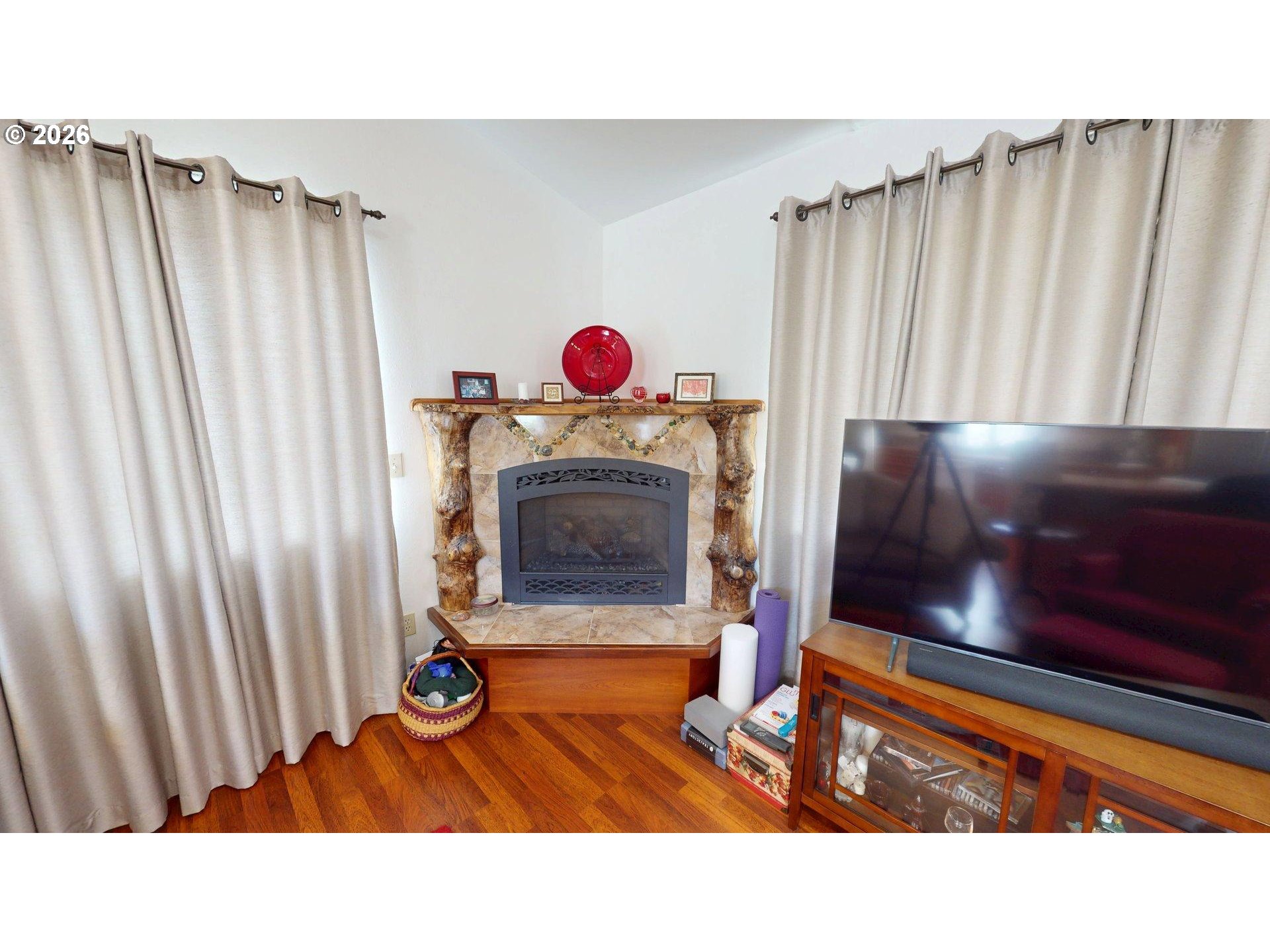 95623 Jerry's Flat Road, Unit 1 Gold Beach, OR 97444 - Photo 7 of 26 Living Room