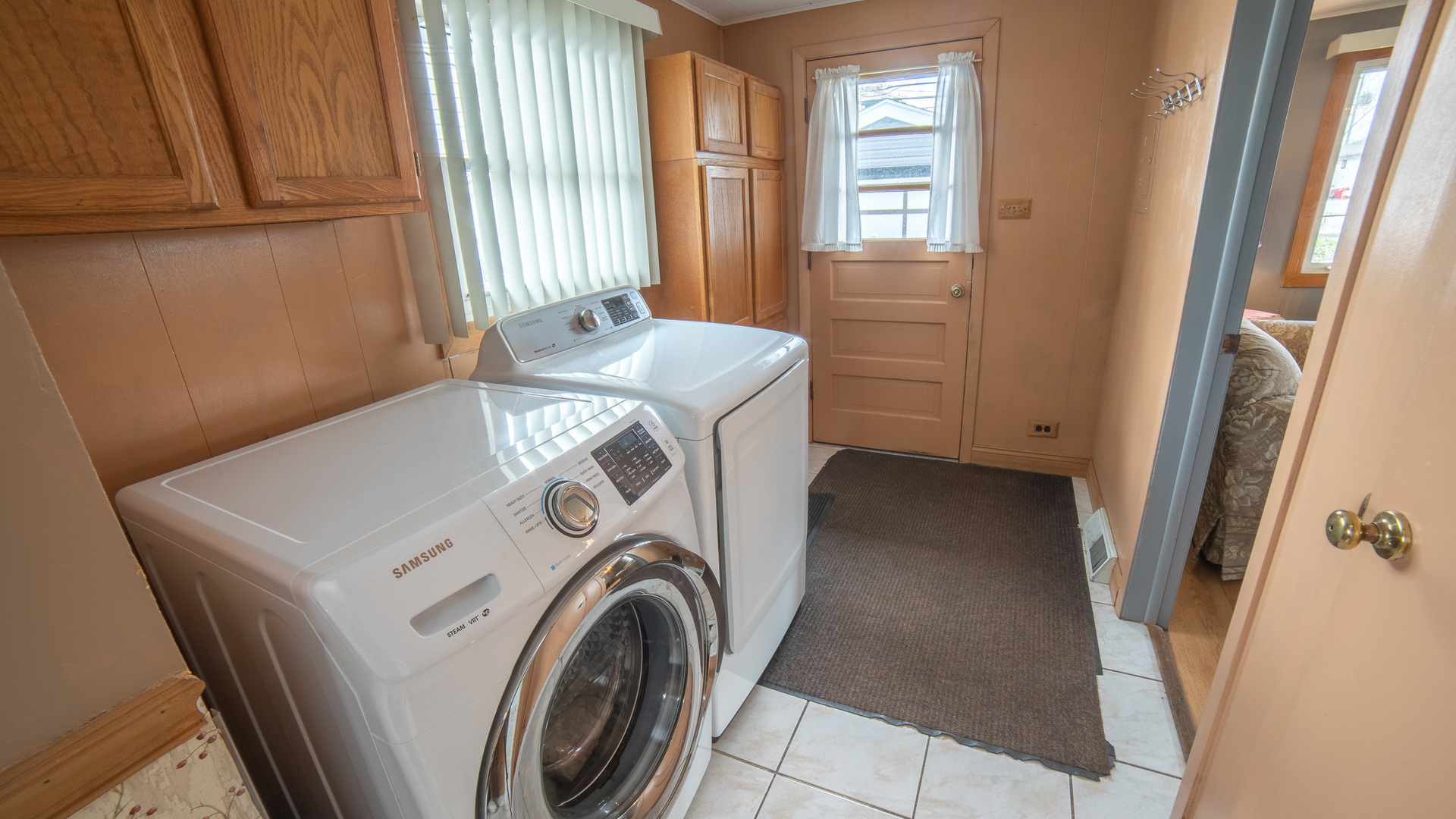 8953 South Corcoran Road Hometown, IL 60456 - Photo 16 of 19 Gallery Image 16