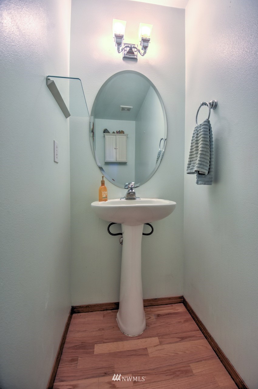 20720 Hobson Road Southwest Centralia, WA 98531 - Photo 13 of 31 Gallery Image 13