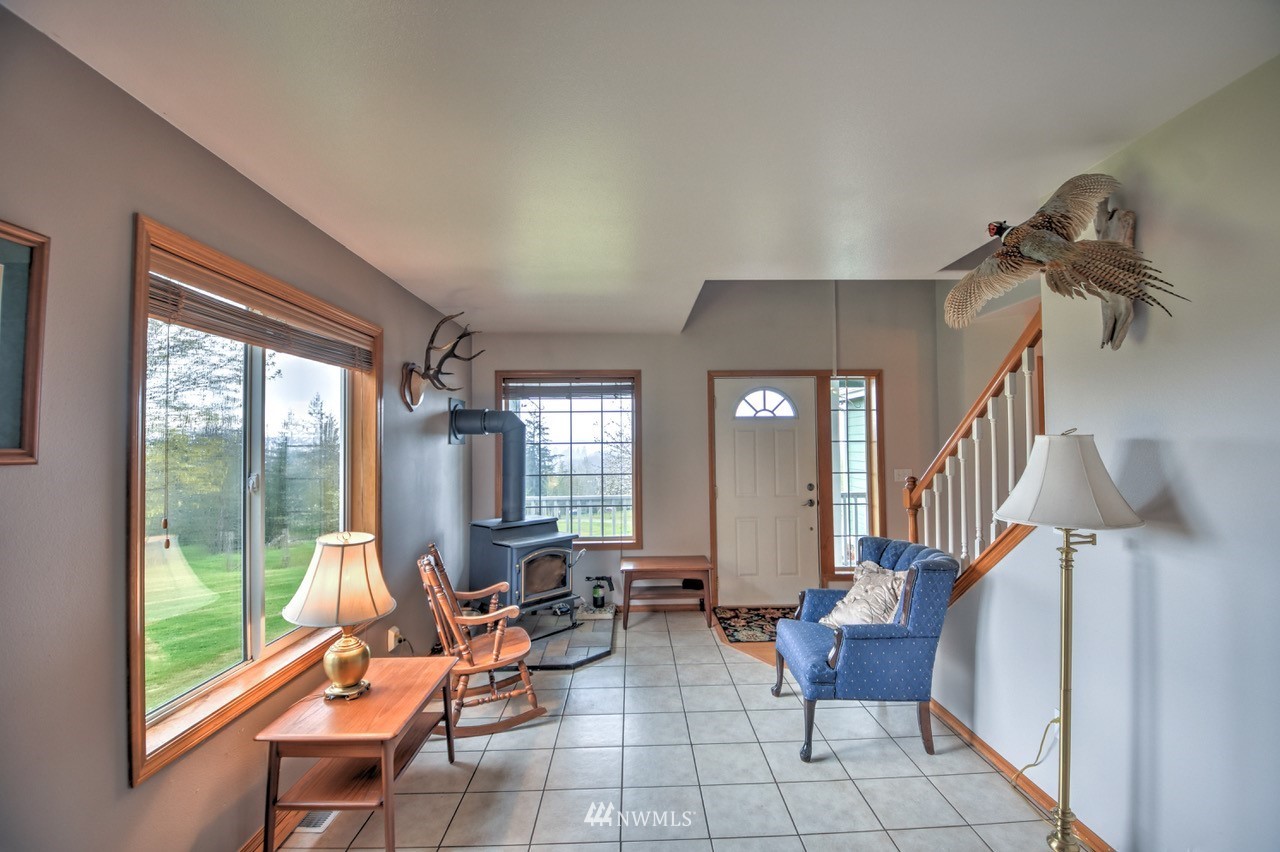 20720 Hobson Road Southwest Centralia, WA 98531 - Photo 6 of 31 Gallery Image 6