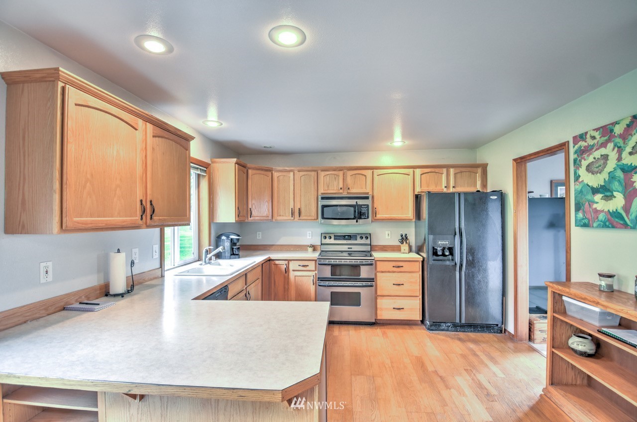 20720 Hobson Road Southwest Centralia, WA 98531 - Photo 10 of 31 Gallery Image 10