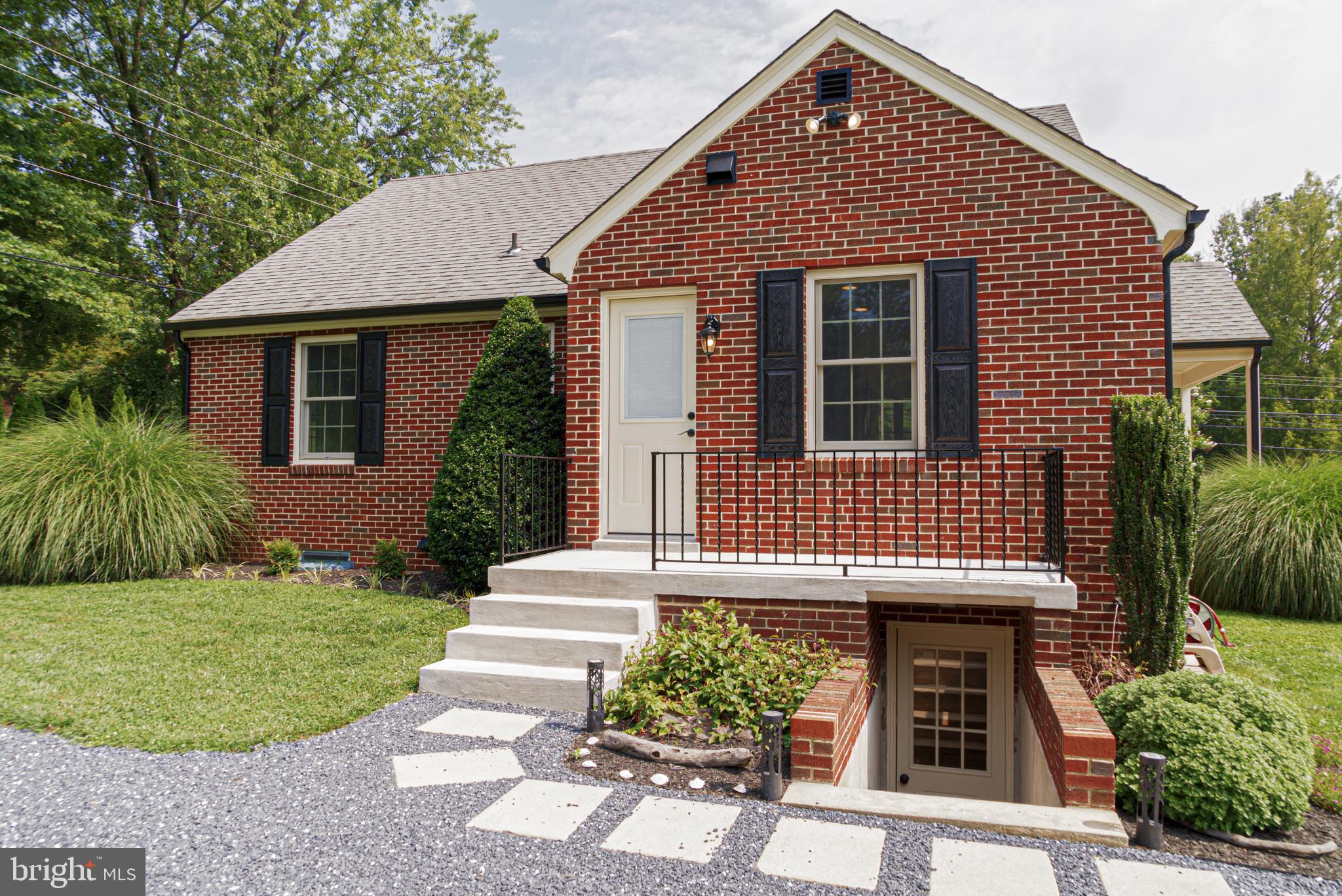 16499 Frederick Road Woodbine, MD 21797 - Photo 2 of 40 Gallery Image 2