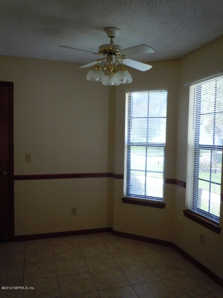 931 Aries Road West Jacksonville, FL 32216 - Photo 7 of 18 Eat in Kitchen Area