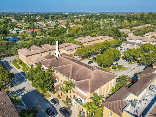 an aerial view of multiple house