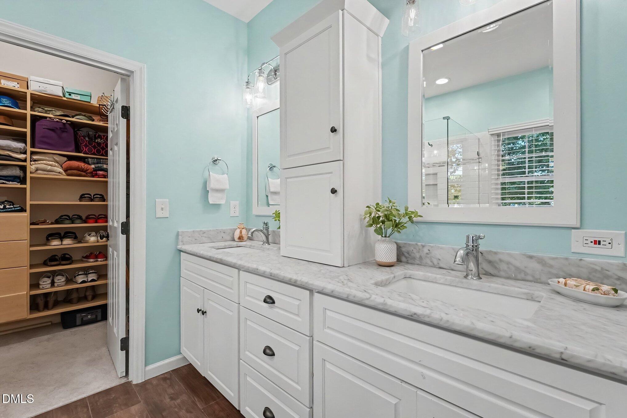 5216 Fairmead Circle Raleigh, NC 27613 - Photo 16 of 29 016_file_1221