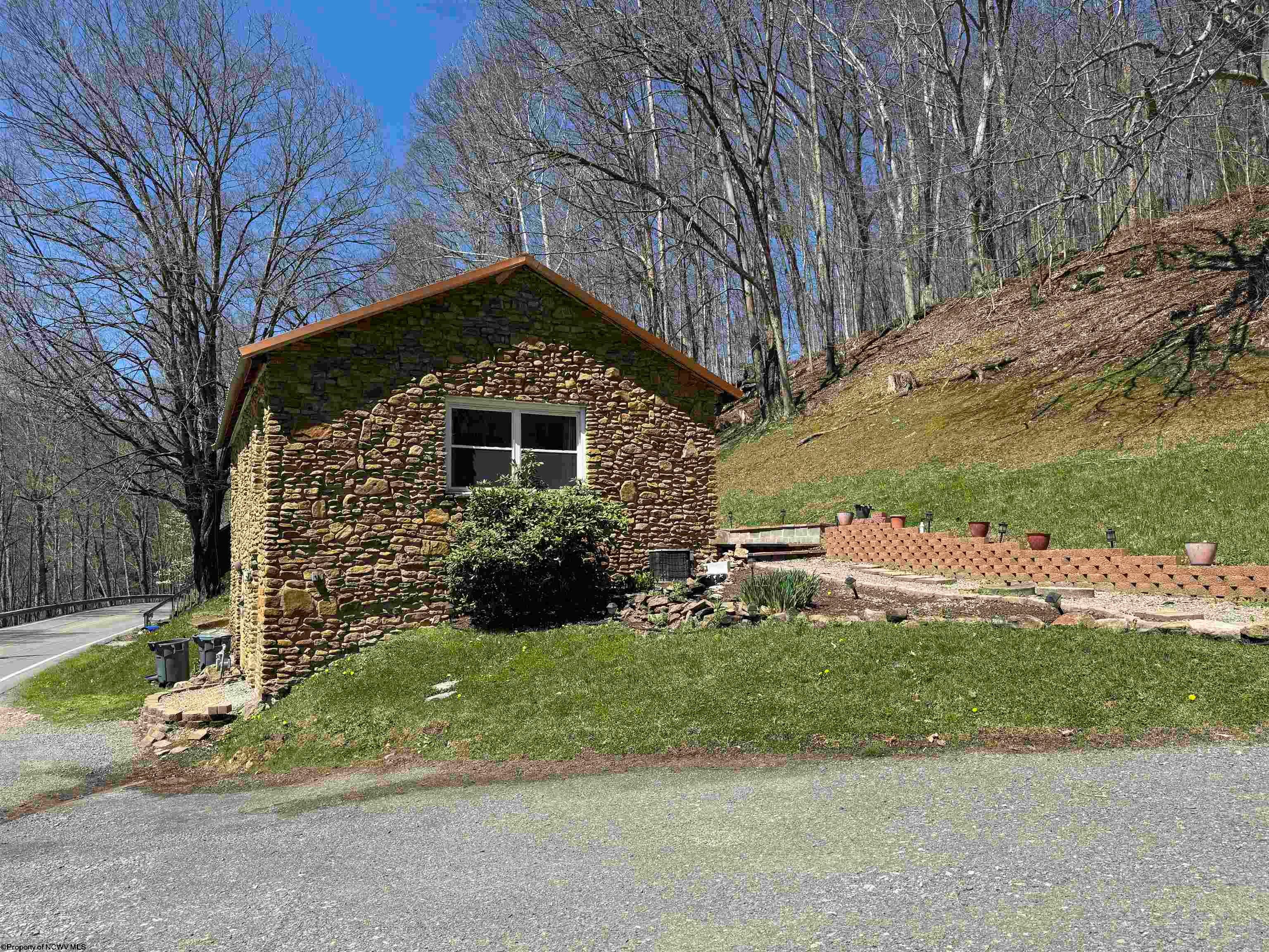 968 Bunner Ridge Road Fairmont, WV 26554 - Photo 21 of 22 Gallery Image 21