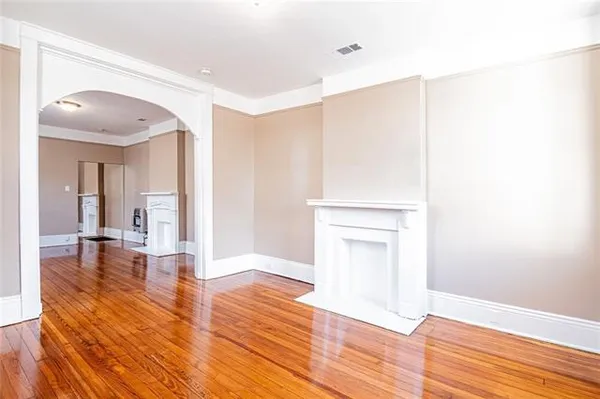 $1,400 | 3029 Banks Street, New Orleans, LA 70119