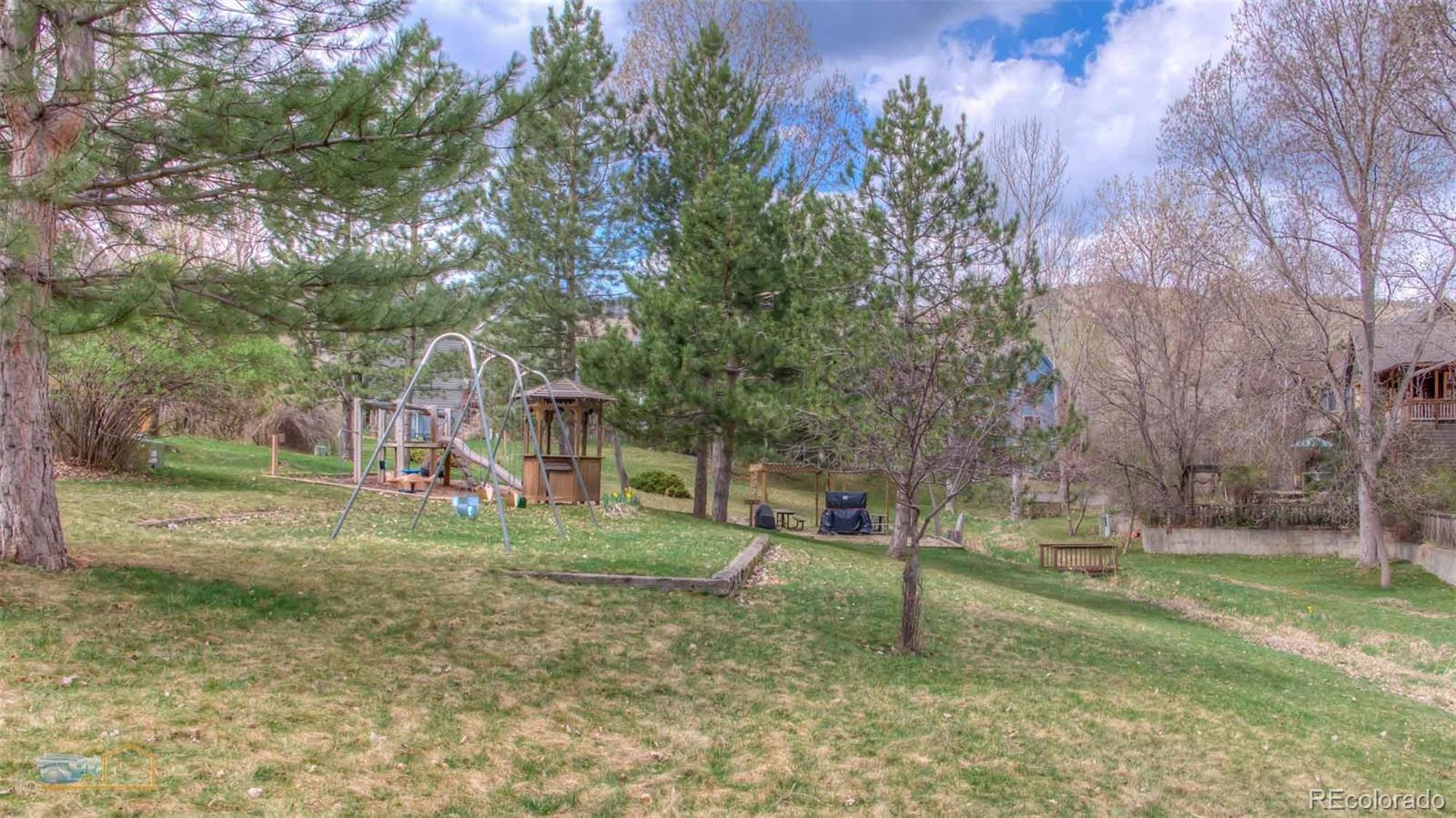 1310 Riverside Avenue Boulder, CO 80304 - Photo 12 of 35