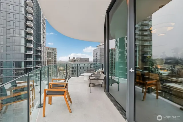 $3,250,000 | 838 Avenue Square Northeast, Unit 1403, Bellevue, WA 98004