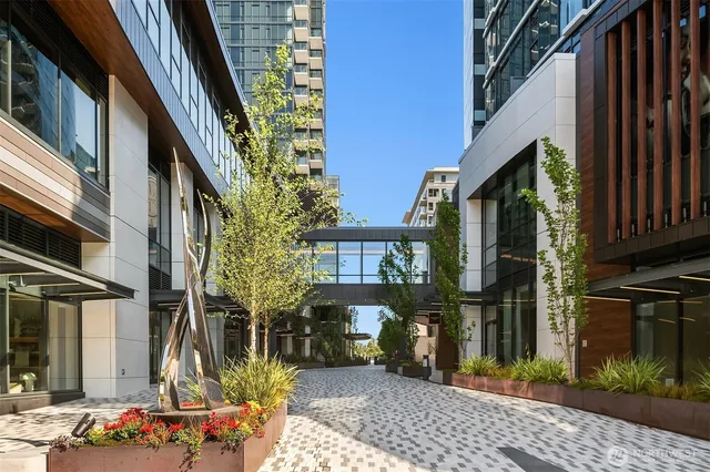 $3,250,000 | 838 Avenue Square Northeast, Unit 1403, Bellevue, WA 98004