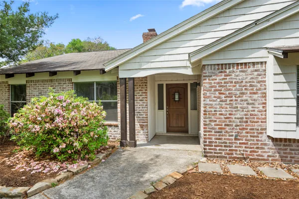 $2,895 | 4023 Bayou Grove Drive, Seabrook, TX 77586