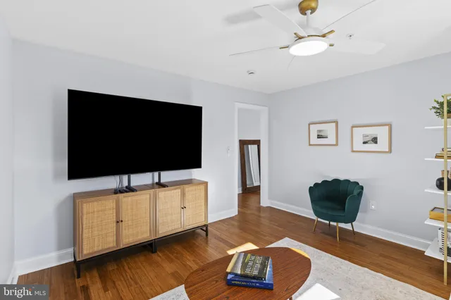 $2,190,000 | 3675 1st Avenue, Edgewater, MD 21037