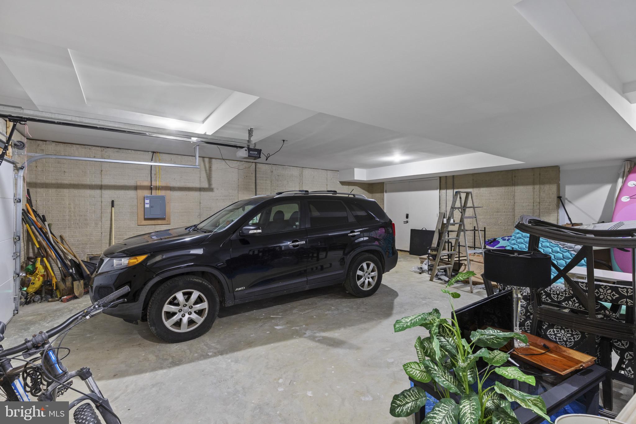 3675 1st Avenue Edgewater, MD 21037 - Photo 42 of 57 Garage