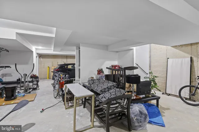 $2,190,000 | 3675 1st Avenue, Edgewater, MD 21037