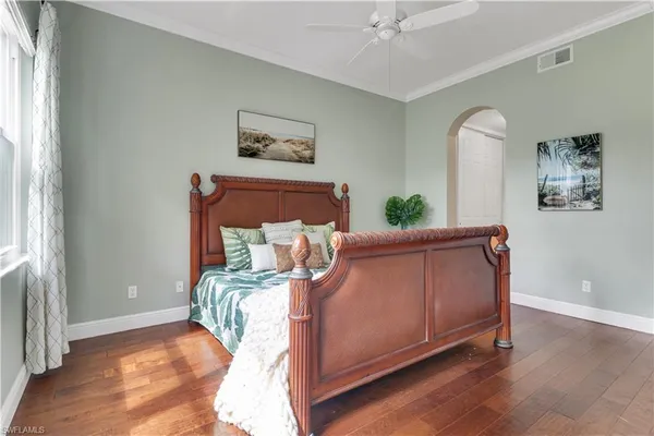 $360,000 | 994 Eastham Way, Unit V101, Naples, FL 34104