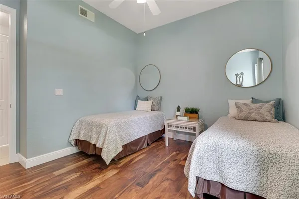 $360,000 | 994 Eastham Way, Unit V101, Naples, FL 34104