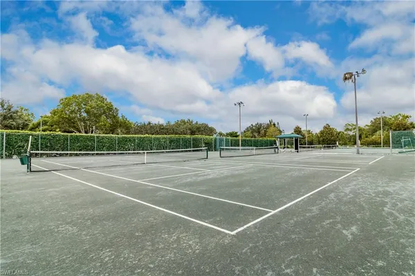 $360,000 | 994 Eastham Way, Unit V101, Naples, FL 34104