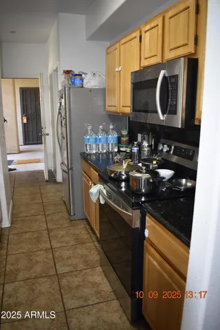 $295,000 | 2929 West Yorkshire Drive, Unit 2109, Phoenix, AZ 85027