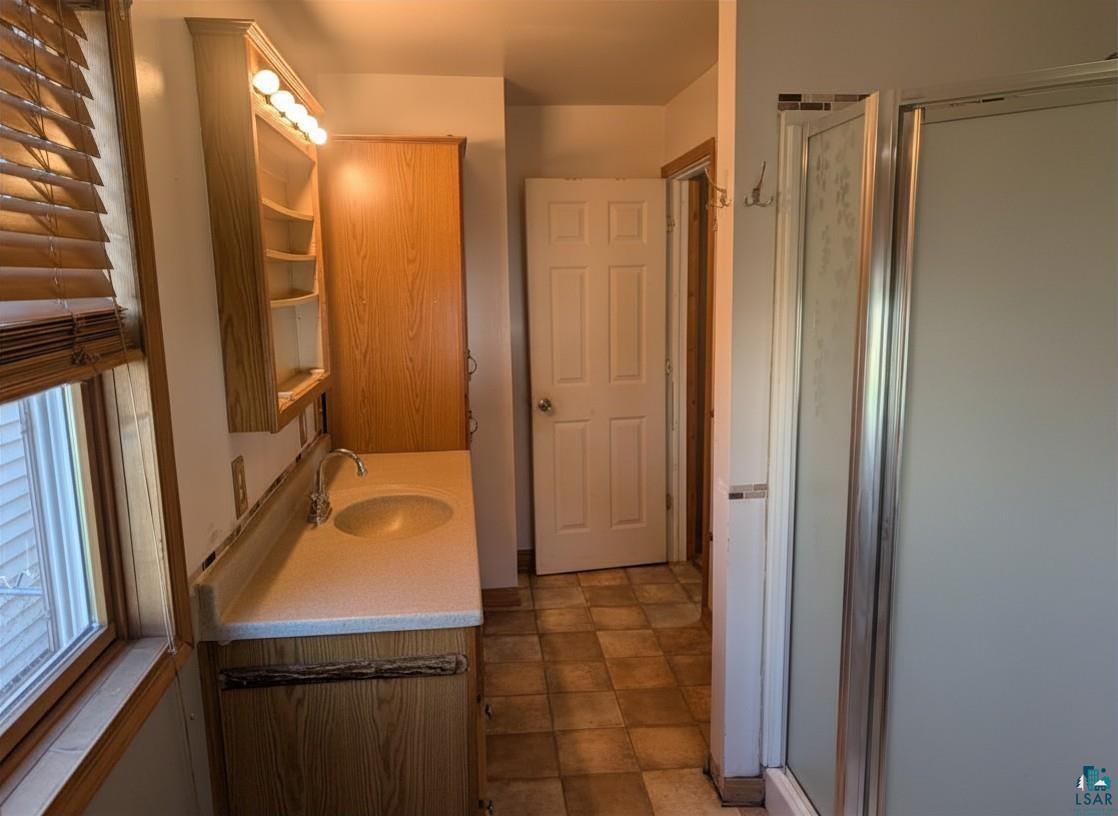 3713 East 3rd Street Superior, WI 54880 - Photo 13 of 29