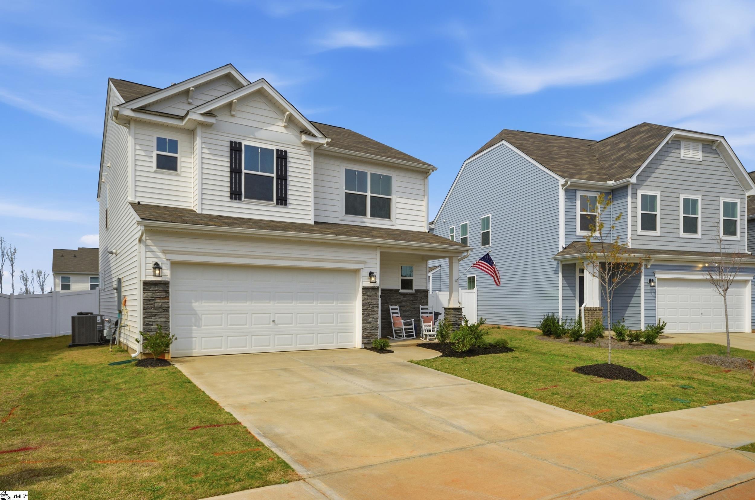 221 Pendergast Road Greenville, SC 29605 - Photo 2 of 31