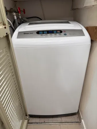 a close up view of washer
