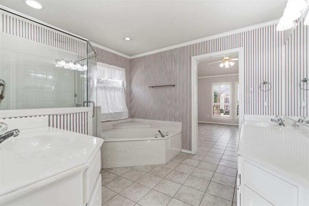 9607 Ravenswood Road Granbury, TX 76049 - Photo 27 of 39