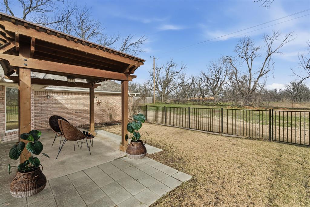 9607 Ravenswood Road Granbury, TX 76049 - Photo 34 of 39