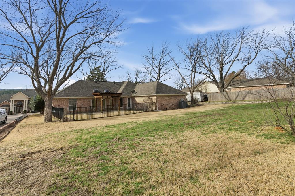 9607 Ravenswood Road Granbury, TX 76049 - Photo 37 of 39