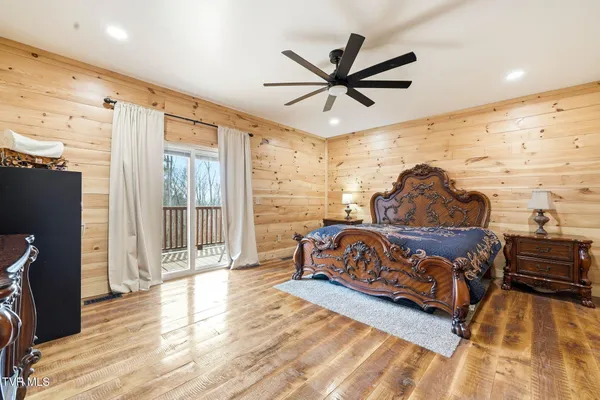 $1,449,000 | 8521 Parker Drive, Corryton, TN 37721