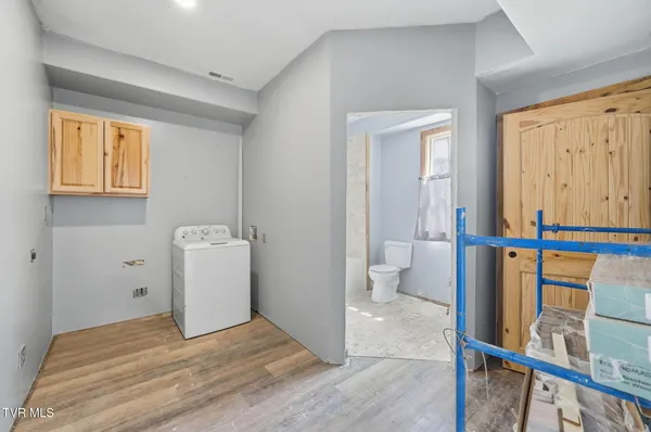 $1,449,000 | 8521 Parker Drive, Corryton, TN 37721