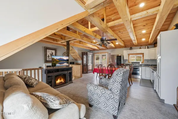 $1,449,000 | 8521 Parker Drive, Corryton, TN 37721
