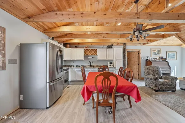 $1,449,000 | 8521 Parker Drive, Corryton, TN 37721