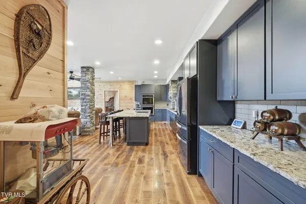 $1,449,000 | 8521 Parker Drive, Corryton, TN 37721