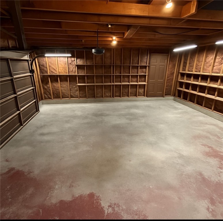 446 Angell Road North Providence, RI 02904 - Photo 18 of 18 Heated two car garage