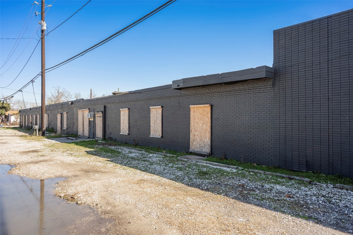 933 Harbor Street, Unit 12 Houston, TX 77020 - Photo 12 of 27