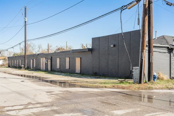 $1,249,900 | 933 Harbor Street, Unit 12, Houston, TX 77020