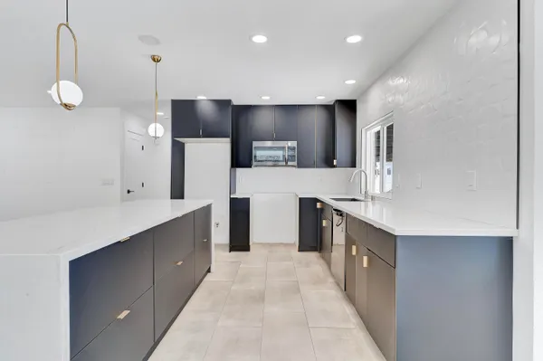 $709,900 | 3015 East San Juan Road, Palm Springs, CA 92262