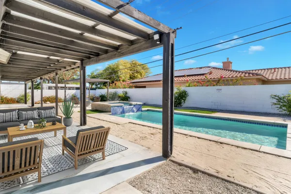 $709,900 | 3015 East San Juan Road, Palm Springs, CA 92262
