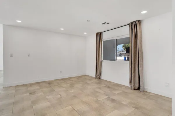 $709,900 | 3015 East San Juan Road, Palm Springs, CA 92262