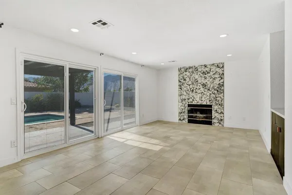 $709,900 | 3015 East San Juan Road, Palm Springs, CA 92262