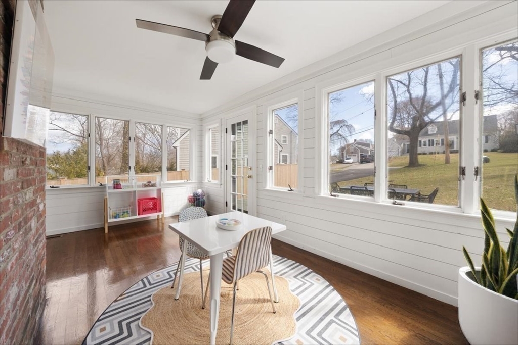 67 Governor Long Road Hingham, MA 02043 - Photo 17 of 34